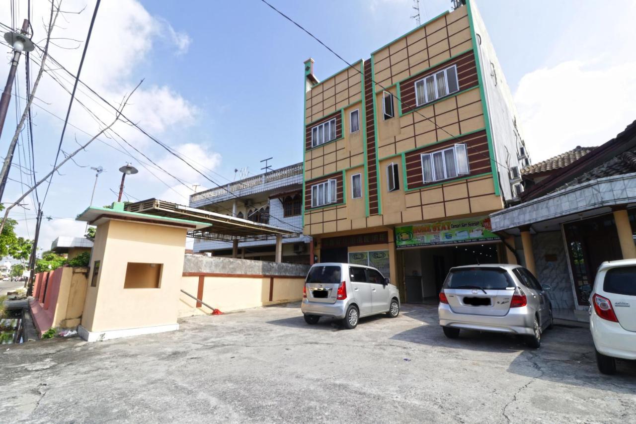 Guest House Taman Sari Syariah Pekanbaru Exterior foto