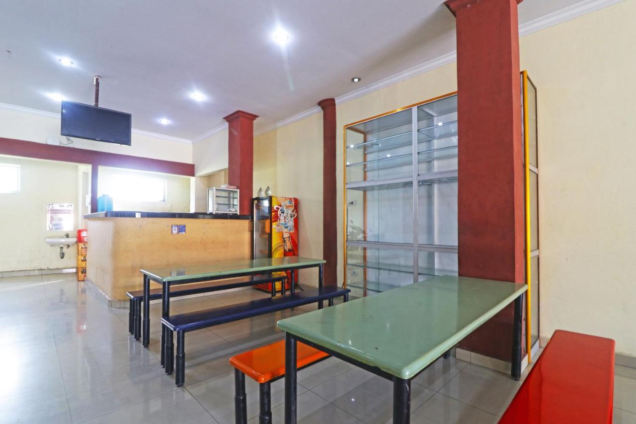 Guest House Taman Sari Syariah Pekanbaru Exterior foto